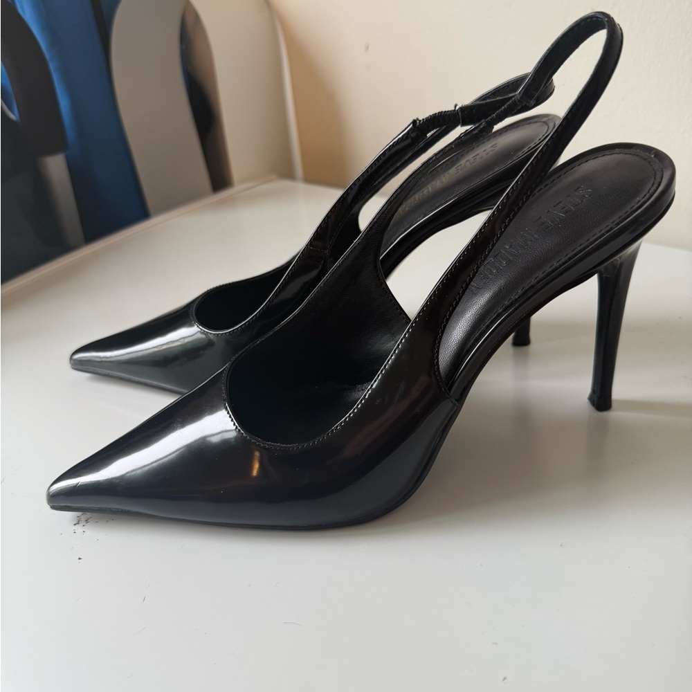 Steve Madden Black Patent Slingback Pointed-Toe Pumps